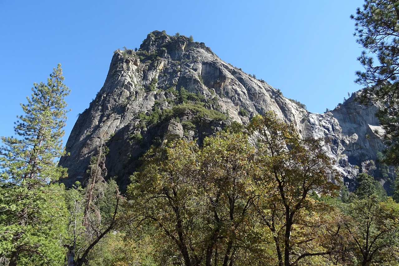 巴中旅游，探寻川东北的秘境之美  巴中旅游